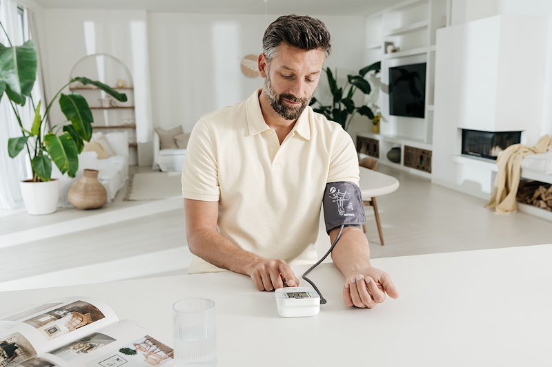 Beurer Sfigmomanometro BM 23 Bianco