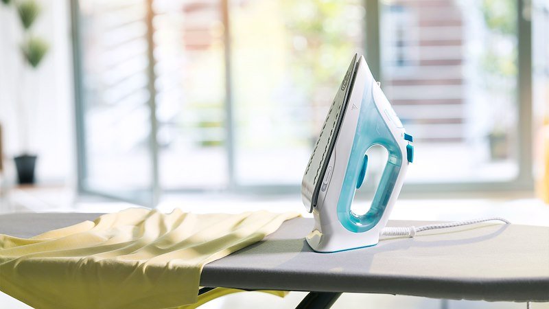 Braun Ferro da Stiro a Vapore TexStyle 3 Si3041gr Bianco-azzurro