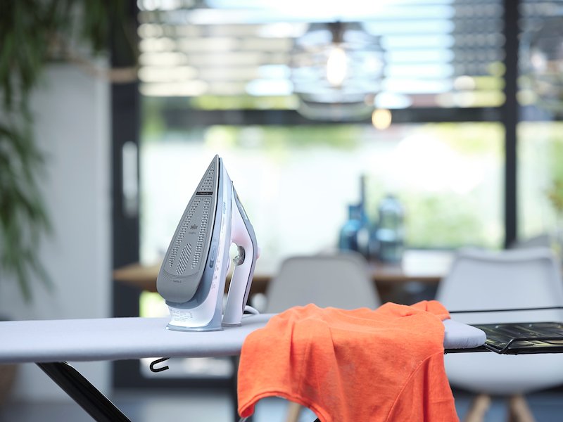 Braun Ferro da stiro a vapore FreeStyle 5 SI5078GY Grigio