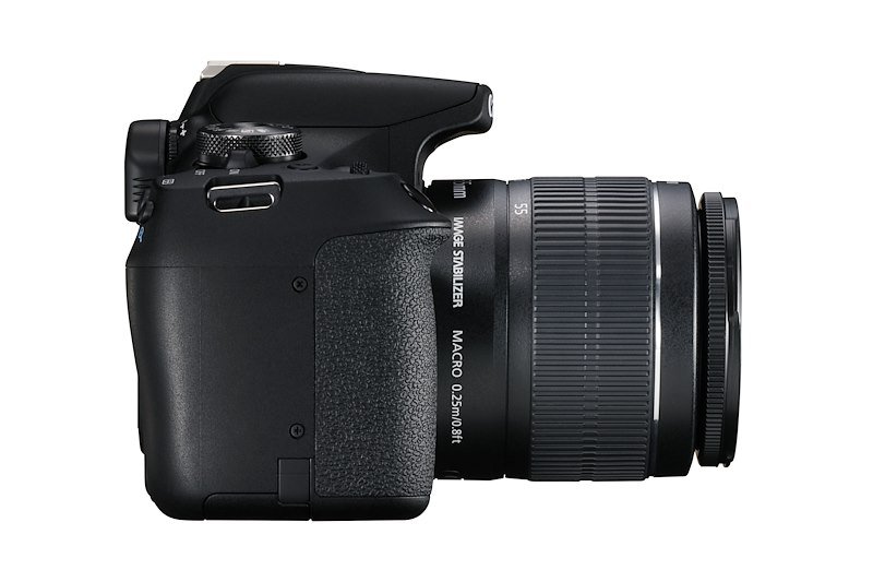 Canon Fotocamera Canon EOS 2000D + Obiettivo EF-S 18-55mm DC III