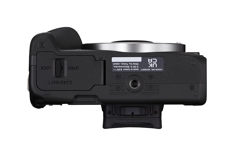 Canon Fotocamera Mirrorless EOS R50 Bk + Obiettivo RF-S 18-150MM F3.5-6.3 IS STM