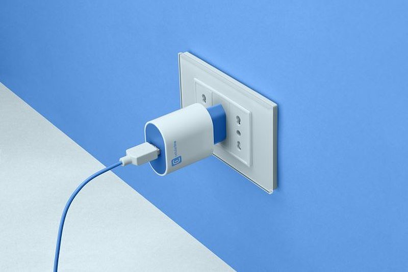 Cellularline Adattatore Blu