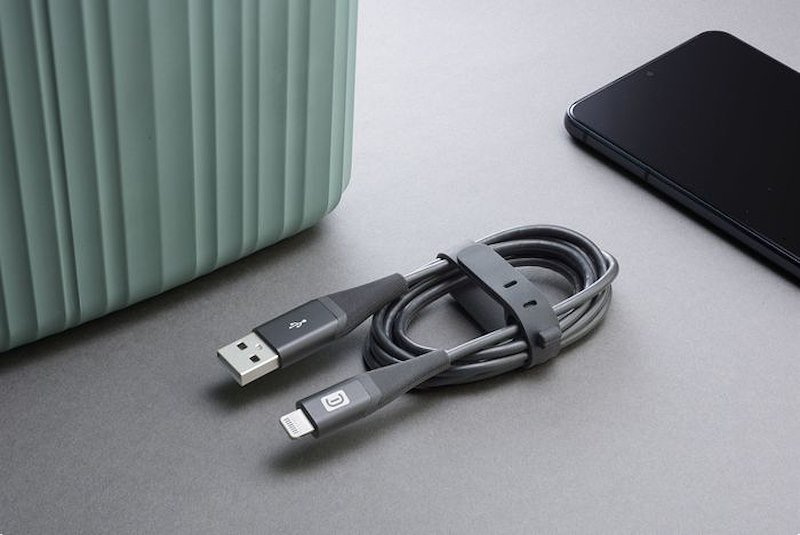 Cellularline Lightning Cavo con cinturino Usbdatabeltmfik Nero