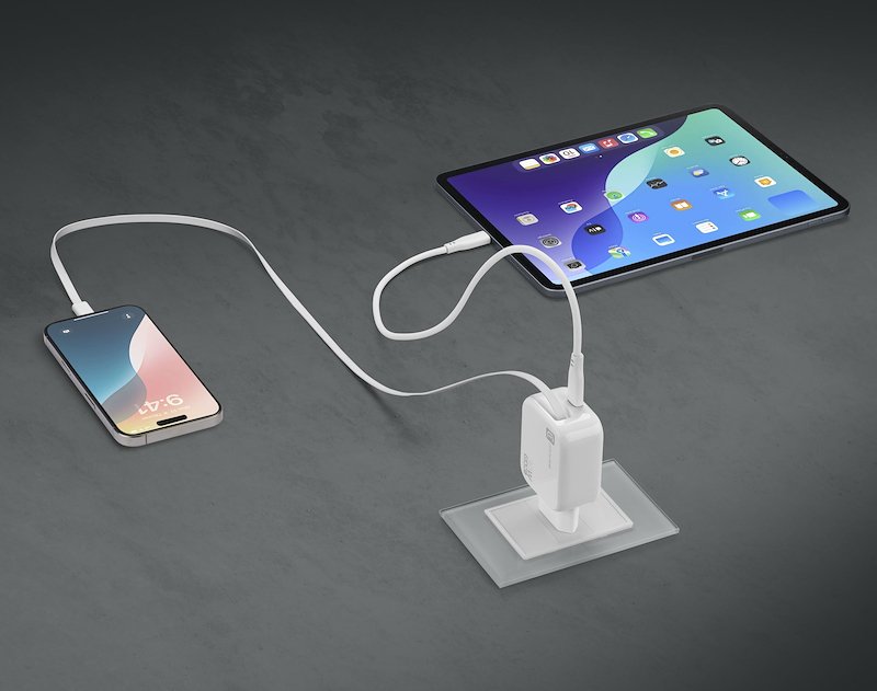 Cellularline Caricabatterie da rete Retractable Power 30W Achrollusbcgan30ww