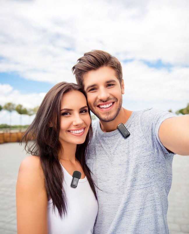 Cellularline Talk Pro Kit di due microfoni e un ricevitore Nero