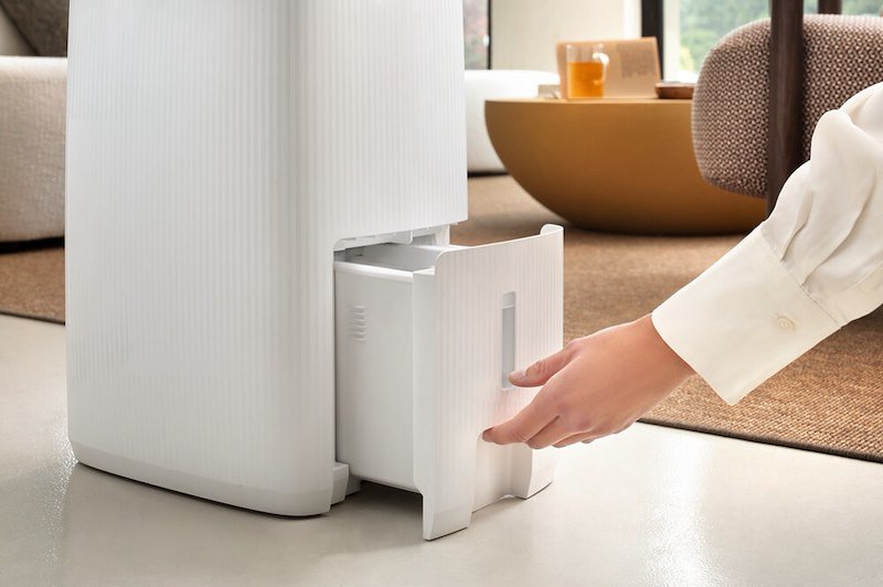 De'longhi Deumidificatore 12L Dep212 	Bianco / verde