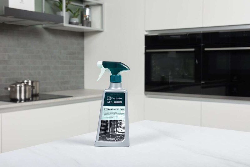 Electrolux Detergente spray per cavità forno M3OCS301