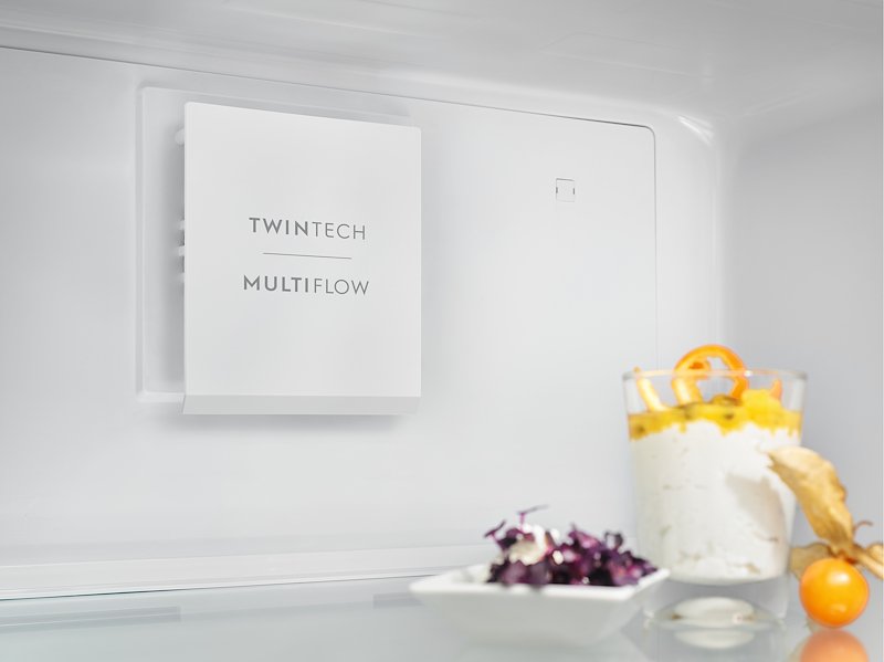 Electrolux Frigorifero combinato Lnt5me32w1