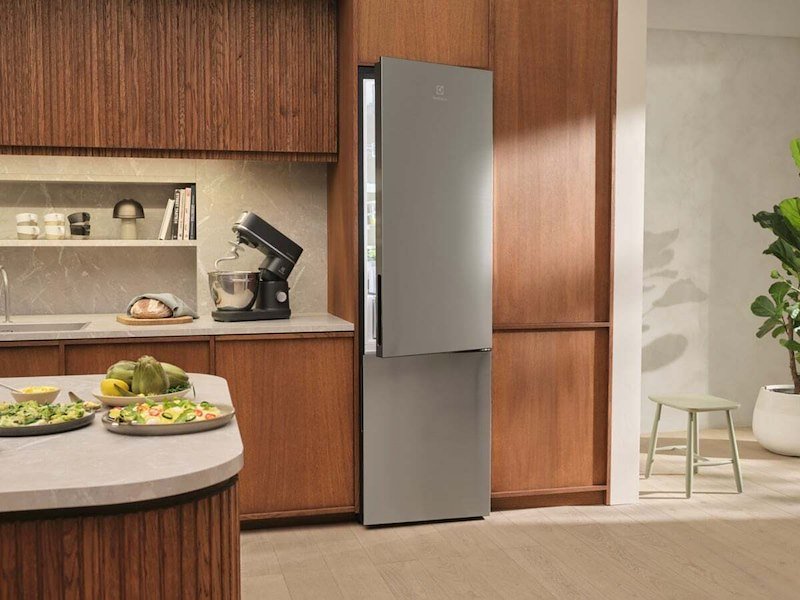 Electrolux Frigorifero combinato Lnt7mc32x Acciao inox