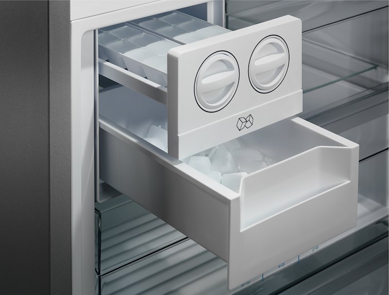Electrolux Frigoriferi Combinati Lnt6me46x3 	Acciao inox antimpronta