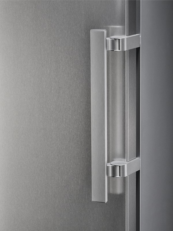 Electrolux Congelatore Verticale Lut6ne28u 280L Inox