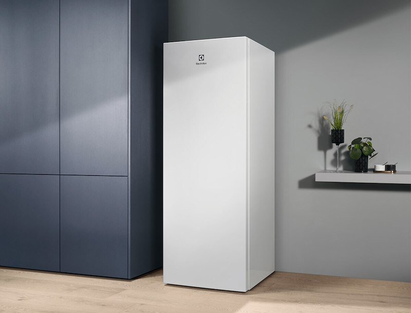 Electrolux Congelatore verticale Lut1ne32w Bianco