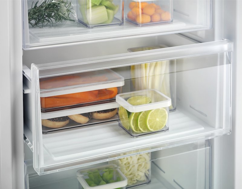 Electrolux Congelatore verticale Lut1ne32w Bianco