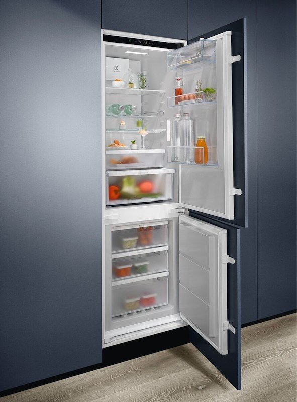 Electrolux Frigorifero combinato incasso Enp7md18s