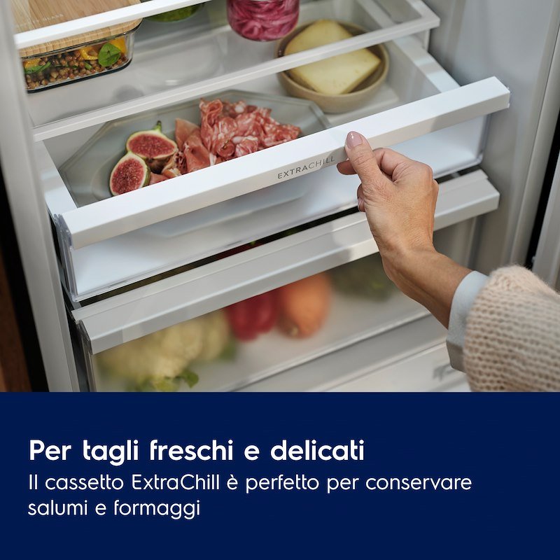 Electrolux Frigorifero Combinato incasso Ena7cd18s