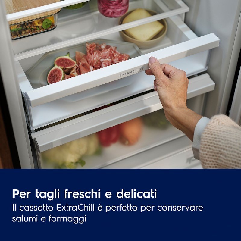 Electrolux Frigorifero Combinato incasso Ena7cd18s
