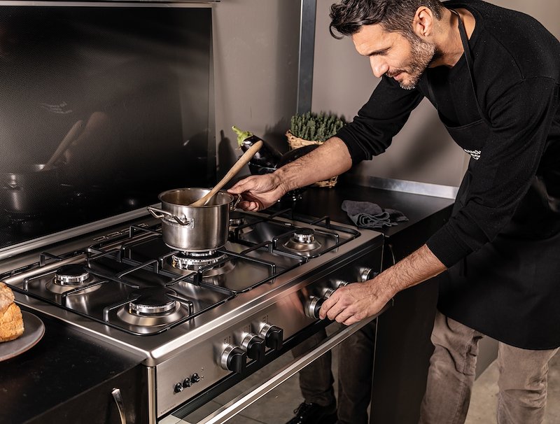 Glem cucina con forno elettrico Uq855mx6 bianco