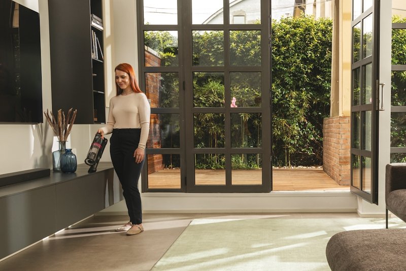 Hoover Scopa Elettrica HF1P10HX 011	Magenta