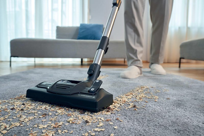 Hoover Aspirapolvere a traino He410p 011
