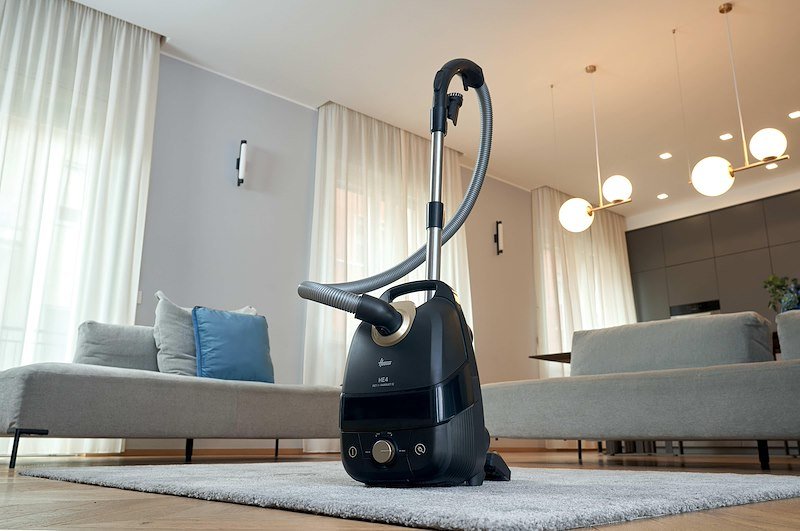 Hoover Aspirapolvere a traino He410p 011