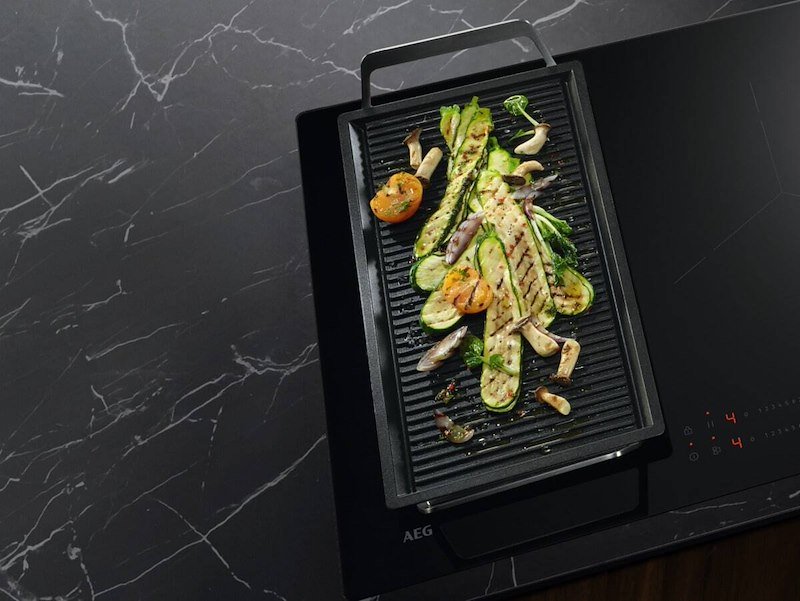 Aeg	Piano cottura elettrico To84ib00ib Nero