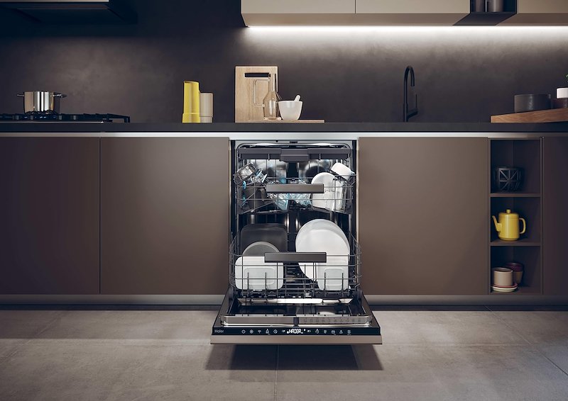 Haier Lavastoviglie BXI 5B0S3FSBU 15 Coperti