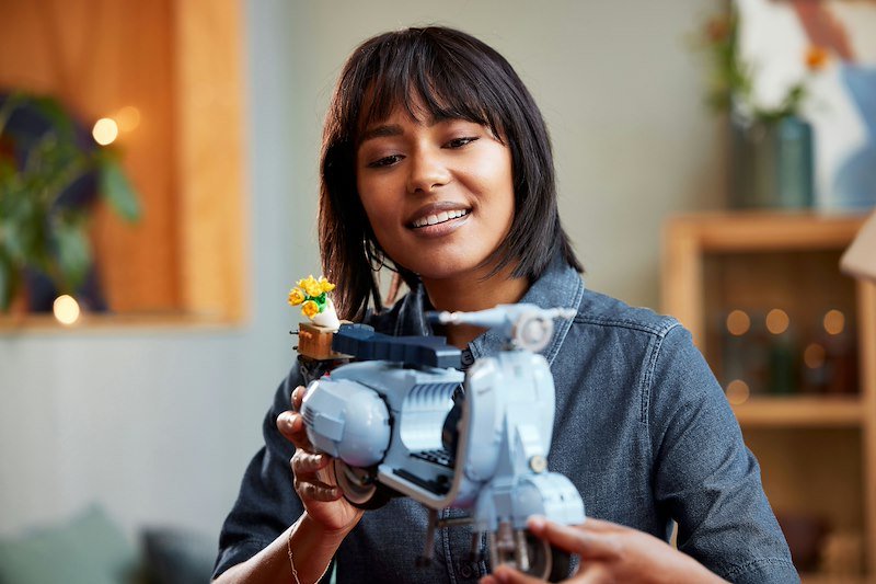 Lego Vespa 125 10298