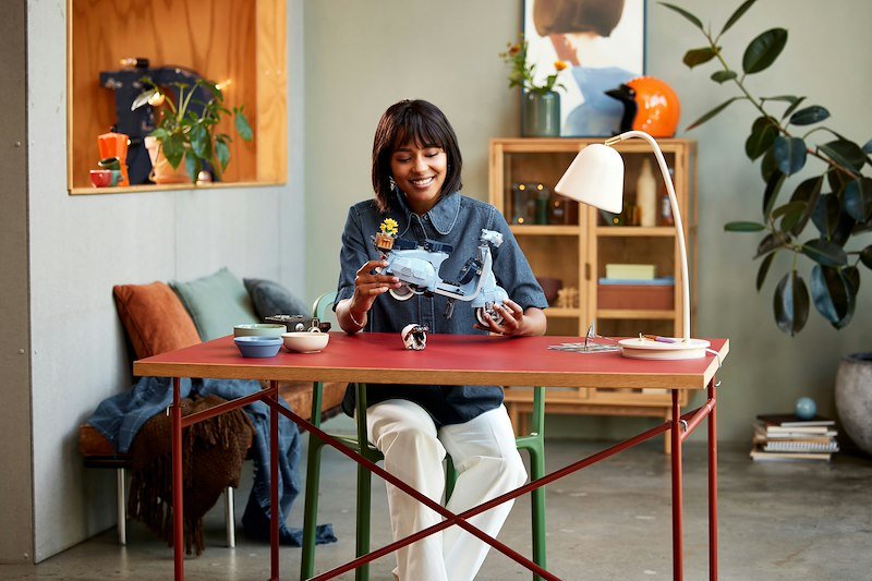 Lego Vespa 125 10298