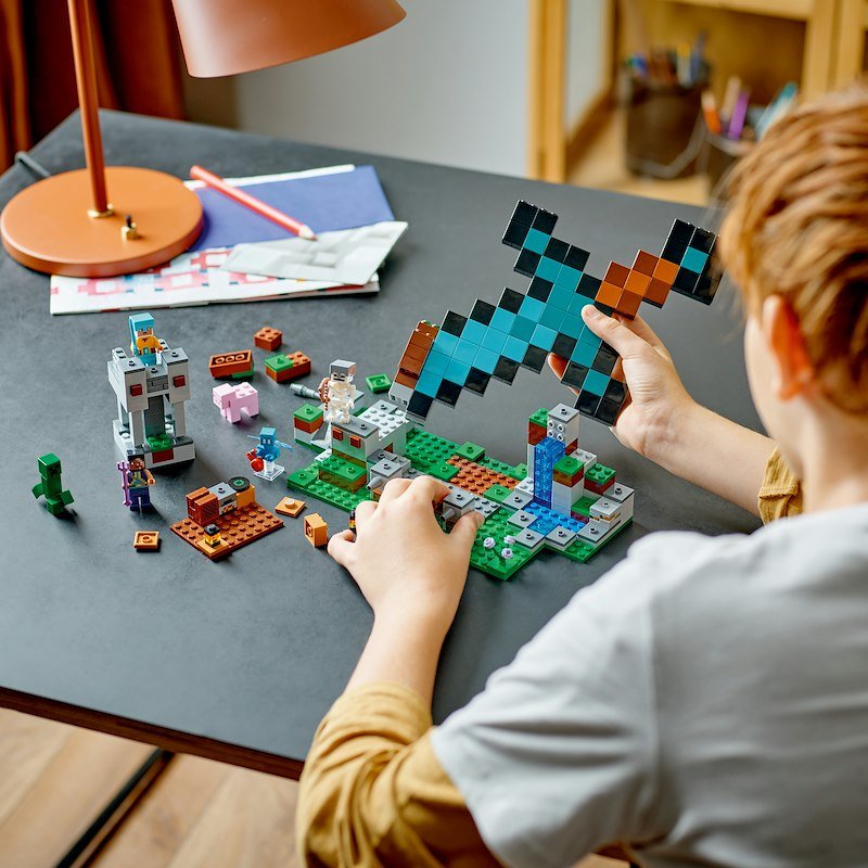 Lego® Minecraft 21244