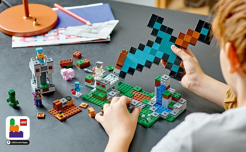 Lego® Minecraft 21244