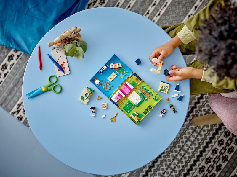 Lego® Disney L’avventura nel libro delle fiabe di Peter Pan e Wendy 43220