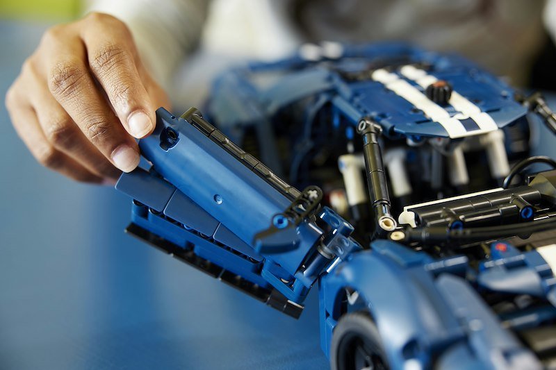 Lego Technic Ford GT 2022 - 42154