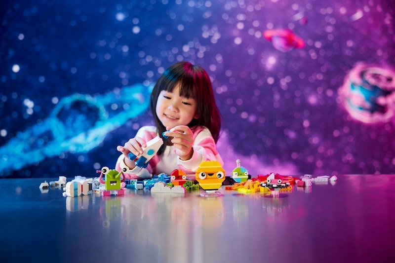Lego® 11037- Pianeti dello spazio creativi