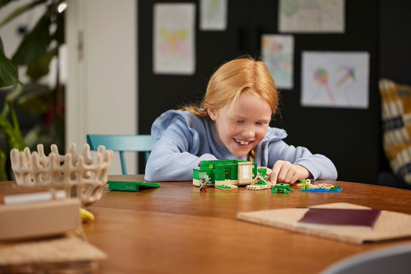 Lego® Beach House della tartaruga Minecraft 21254