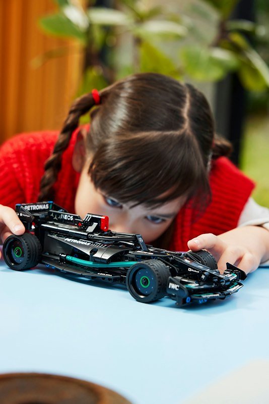 Lego® MERCEDES-AMG F1 W14 E PERFORMANCE  42165