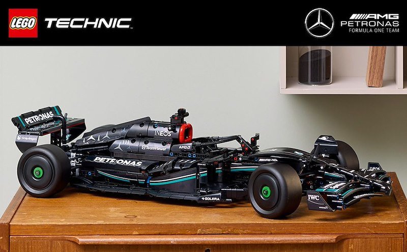 Lego® MERCEDES -AMG F1 W14 E PERFORMANCE