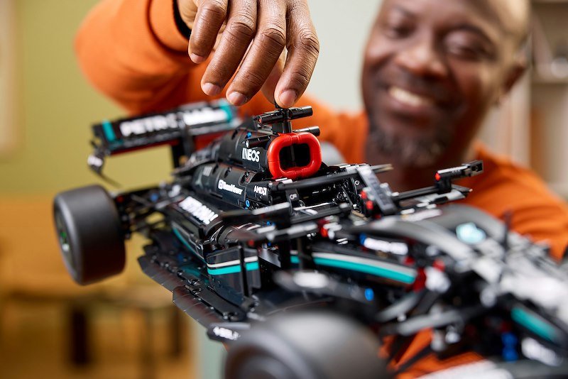 Lego® MERCEDES -AMG F1 W14 E PERFORMANCE