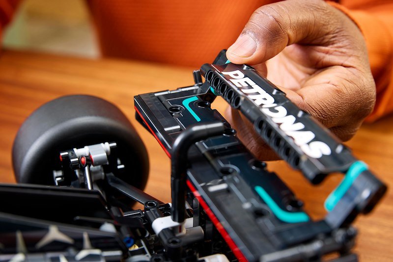 Lego® MERCEDES -AMG F1 W14 E PERFORMANCE