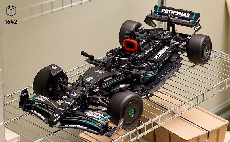 Lego® MERCEDES -AMG F1 W14 E PERFORMANCE