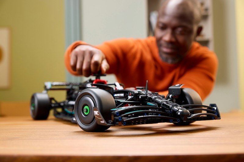 Lego® MERCEDES -AMG F1 W14 E PERFORMANCE