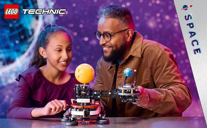 Lego Technic Pianeta Terra e Luna in orbita 42179
