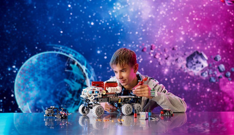 Lego Technic Rover di esplorazione marziano 42180