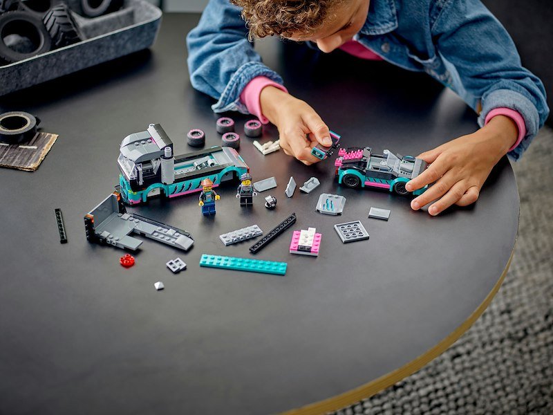 Lego® City Auto da corsa e trasportatore 60406