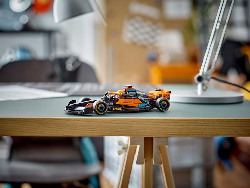 Lego® 76919 - Momoposto Da Corsa Mclaren Formula
