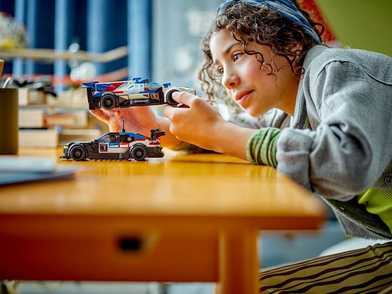 Lego Auto da corsa BMW M4 GT3 e BMW M Hybrid V8 76922