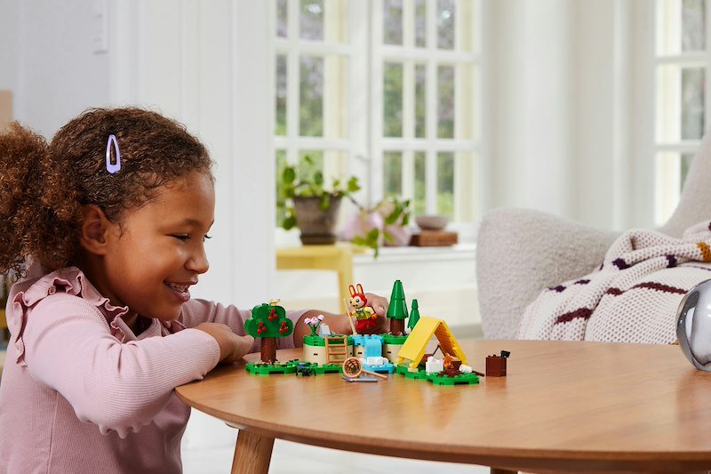 Lego® Animal Crossing Bonny in campeggio 77047
