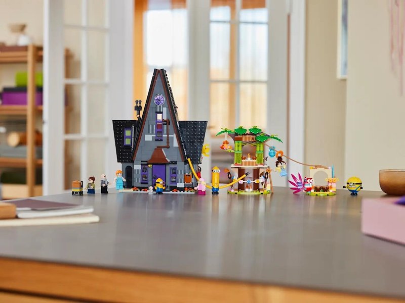 Lego I Minions e la villa della famiglia di Gru - 75583
