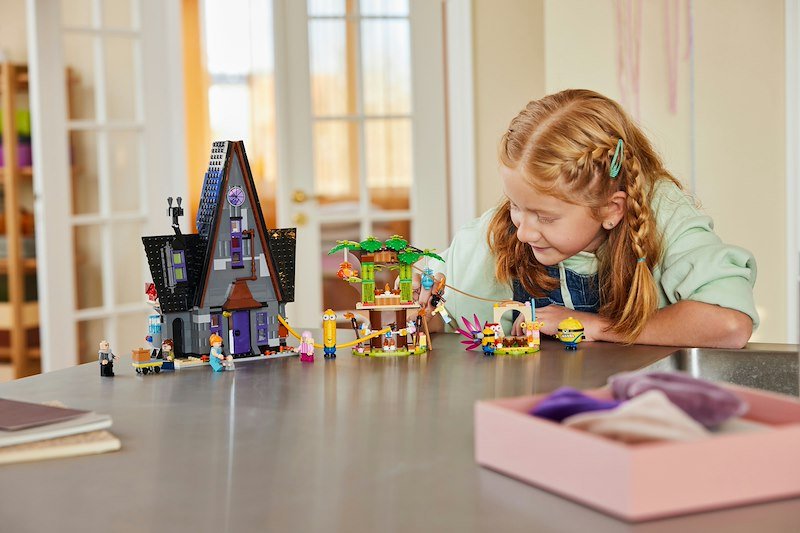 Lego I Minions e la villa della famiglia di Gru - 75583