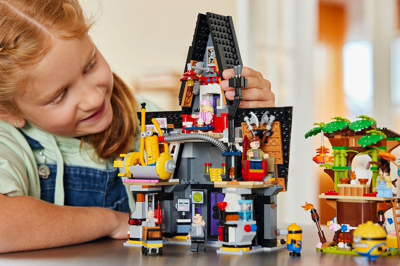 Lego I Minions e la villa della famiglia di Gru - 75583
