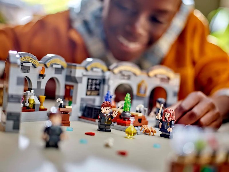 Lego® Harry Potter Castello di Hogwarts™: Lezione di pozioni 76431